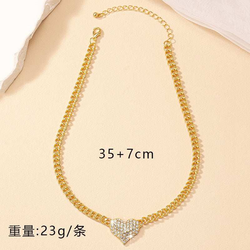Wholesale Full Diamond Retro Heart Shaped Necklace Collarbone Chain